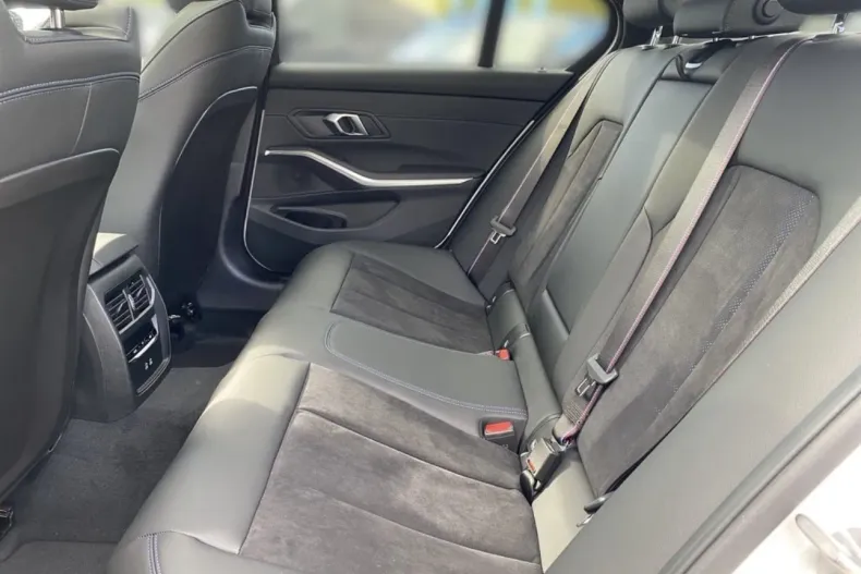 BMW Seria 3 din 2024 cu 98.000 km - oferta BMW168802 - foto 6