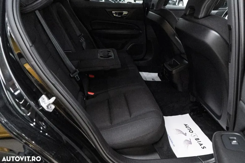 Volvo V60 din 2021 cu 174.700 km - oferta VOL168804 - foto 8