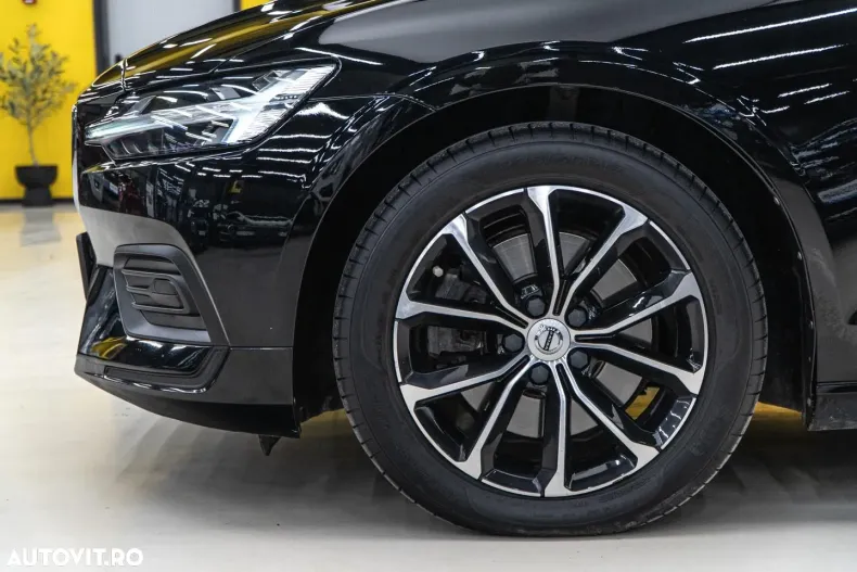 Volvo V60 din 2021 cu 174.700 km - oferta VOL168804 - foto 40