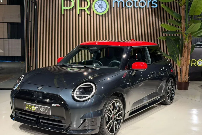 MINI Cooper SE din 2024 cu 31.500 km - oferta MIN168814 - foto 1