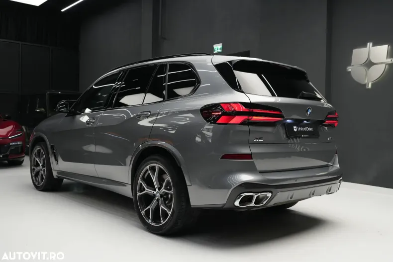 BMW X5 M din 2023 cu 12.200 km - oferta BMW168823 - foto 4