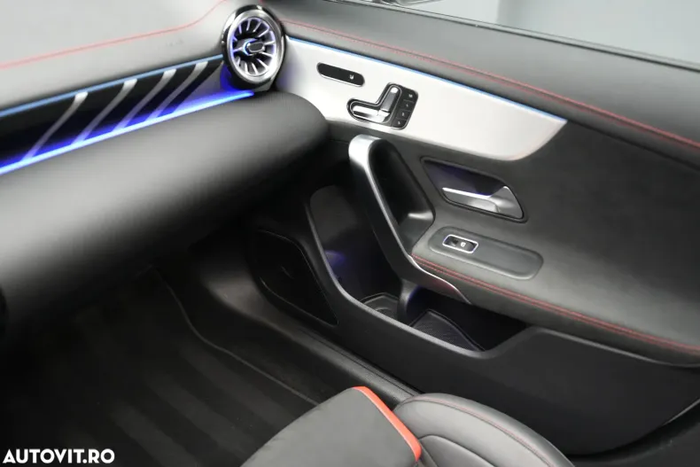 Mercedes-Benz CLA din 2023 cu 29.500 km - oferta MER168824 - foto 20