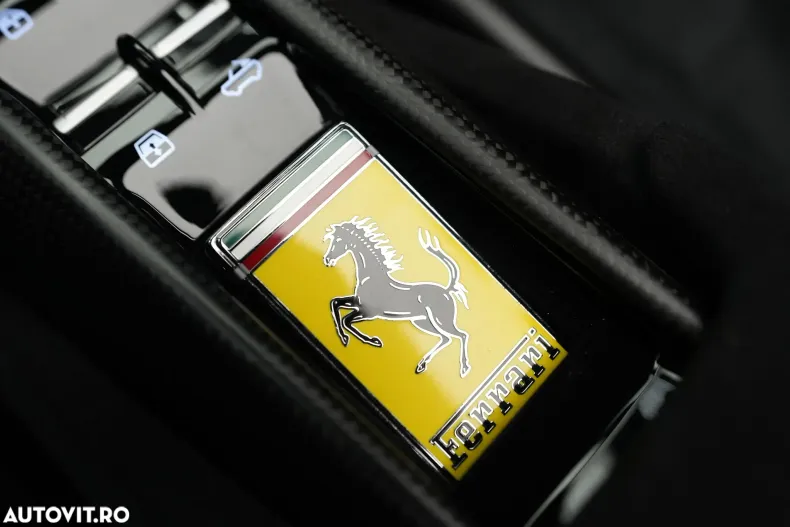 Ferrari 296 GTS din 2025 cu 54 km - oferta FER168833 - foto 32