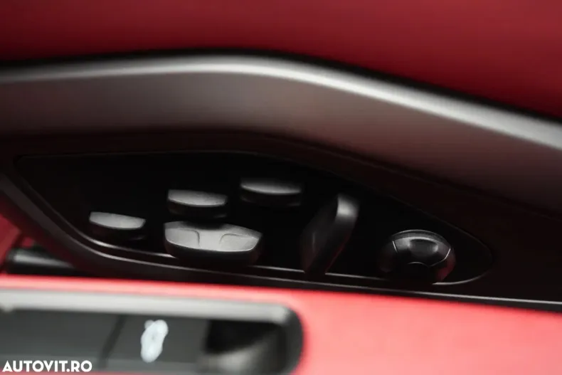 Porsche 911 din 2025 cu 40 km - oferta POR168839 - foto 14