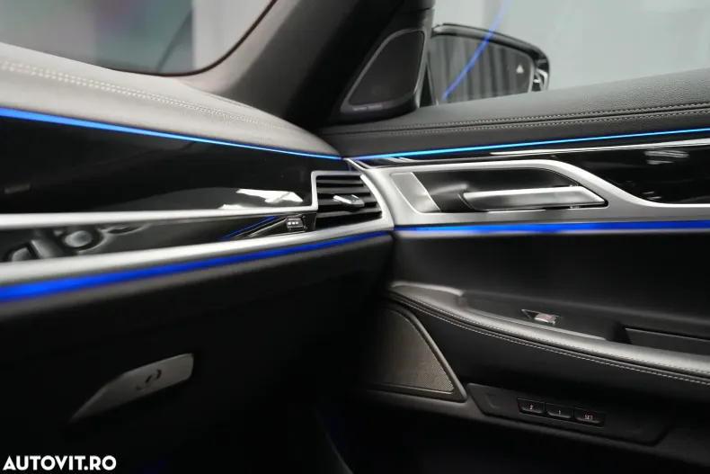 BMW Seria 7 din 2020 cu 32.800 km - oferta BMW168842 - foto 25