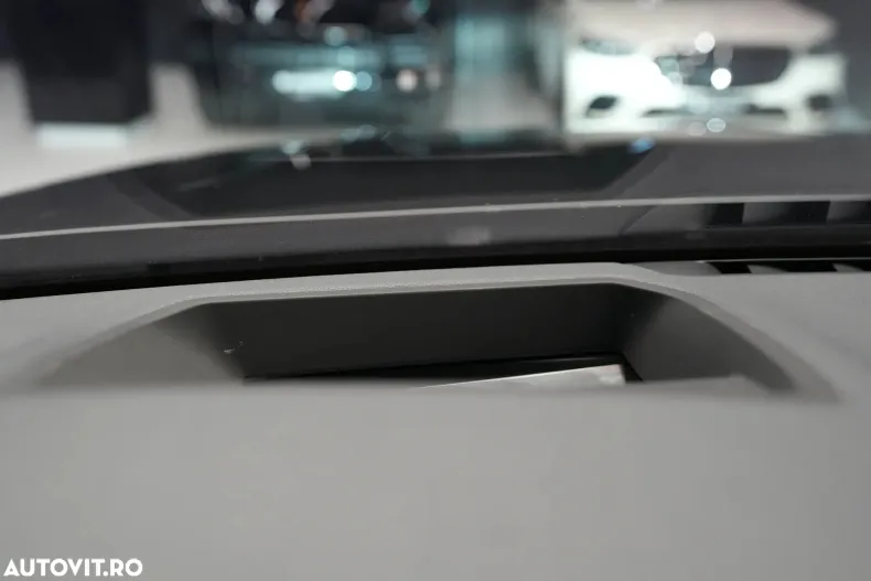 BMW Seria 7 din 2020 cu 32.800 km - oferta BMW168842 - foto 27