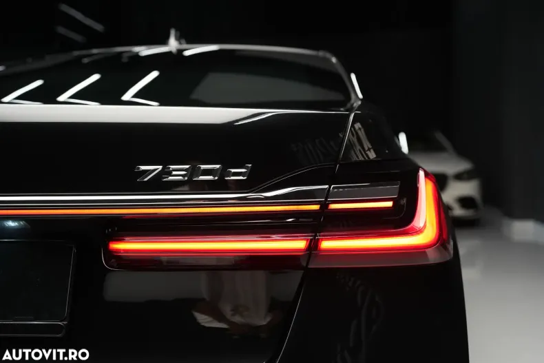 BMW Seria 7 din 2020 cu 32.800 km - oferta BMW168842 - foto 32