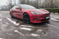 Tesla Model S din 2023 cu 38.400 km - oferta TES168851 - foto 1