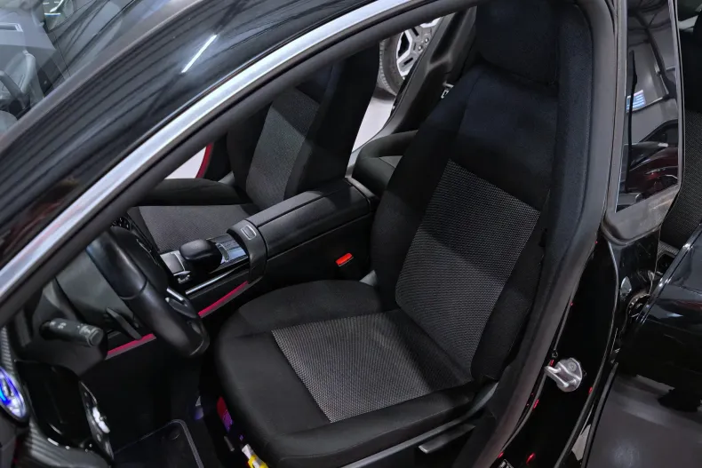 Mercedes-Benz CLA din 2020 cu 157.470 km - oferta MER168861 - foto 8