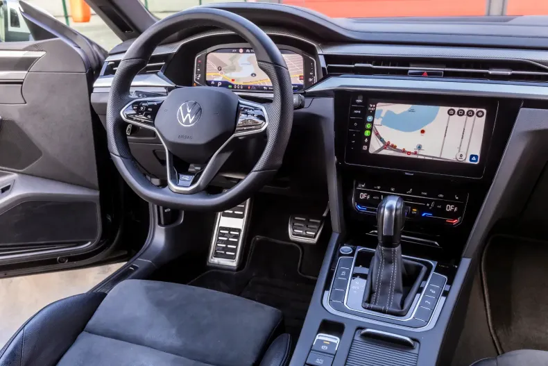 Volkswagen Arteon din 2021 cu 73.000 km - oferta VOL168873 - foto 36