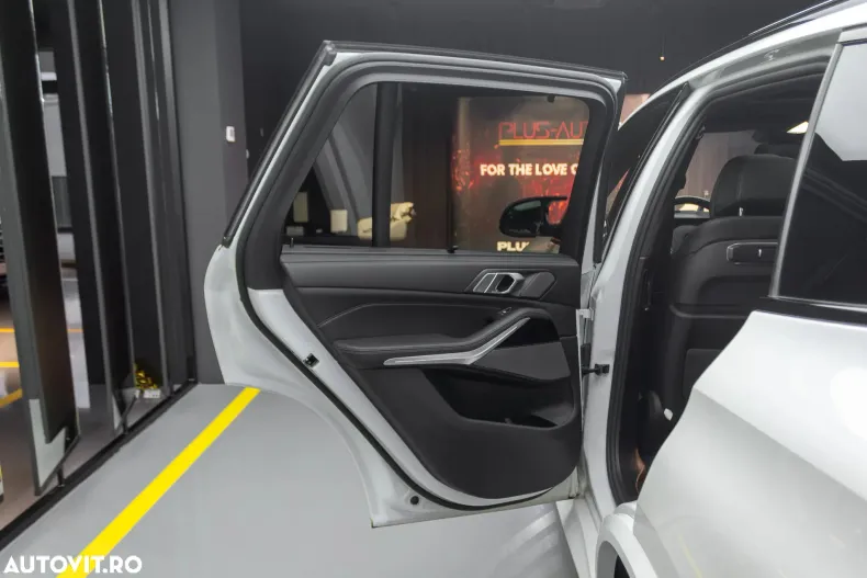 BMW X5 M din 2023 cu 51.005 km - oferta BMW168874 - foto 28