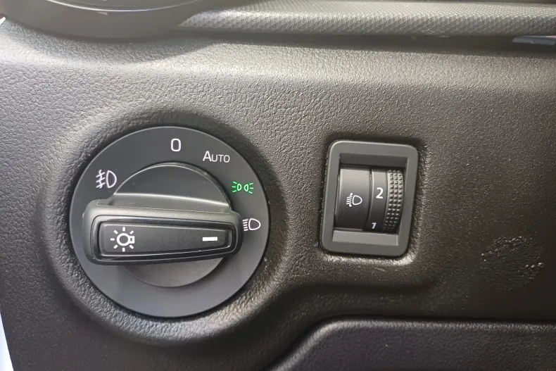 Skoda Fabia din 2023 cu 43.788 km - oferta SKO168876 - foto 11