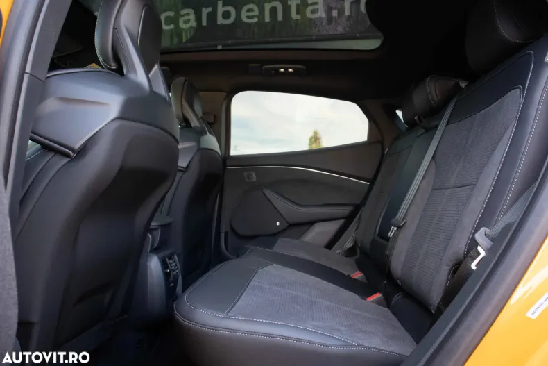 Ford Mustang Mach-E din 2024 cu 1 km - oferta FOR168878 - foto 31