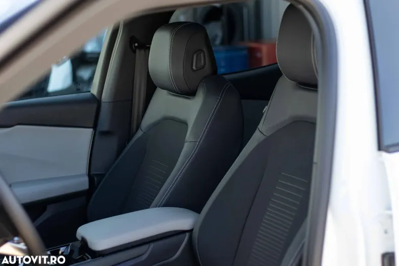 Ford Explorer din 2024 cu 5 km - oferta FOR168884 - foto 11