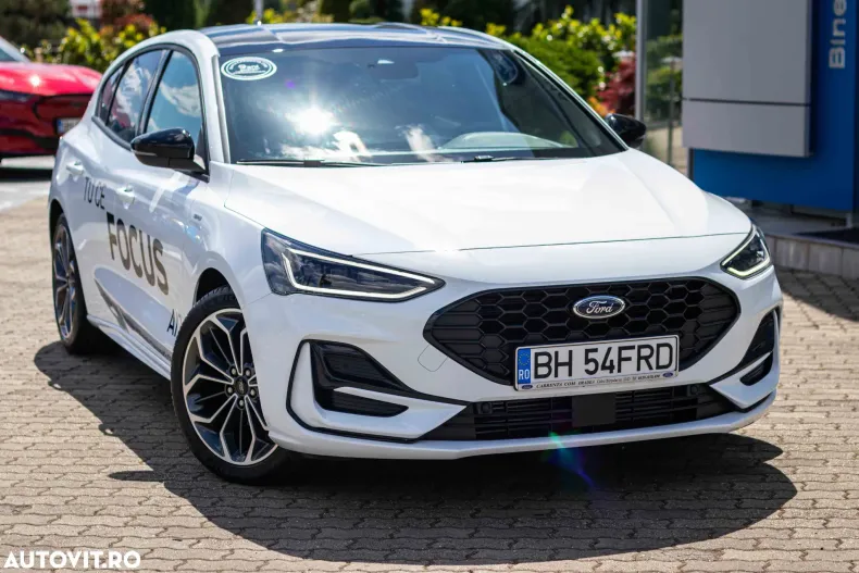 Ford Focus din 2024 cu 3 km - oferta FOR168886 - foto 4