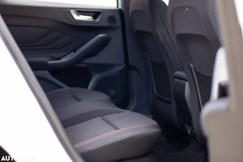 Ford Focus din 2024 cu 3 km - oferta FOR168886 - foto 32