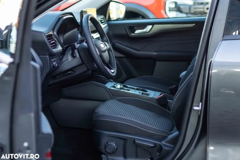 Ford Kuga din 2024 cu 5 km - oferta FOR168889 - foto 10