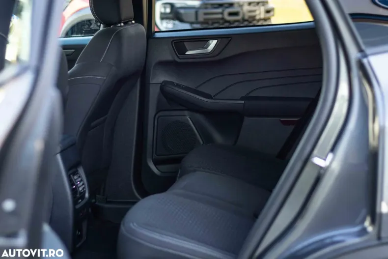 Ford Kuga din 2024 cu 5 km - oferta FOR168889 - foto 12