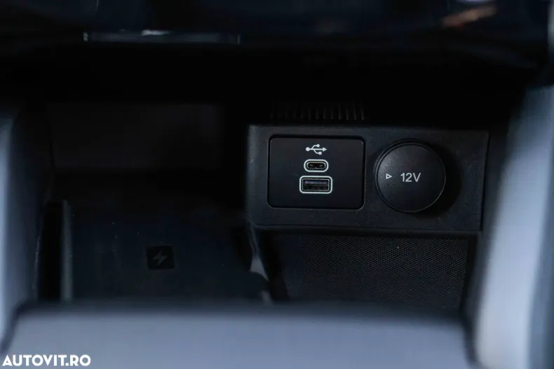 Ford Kuga din 2024 cu 5 km - oferta FOR168889 - foto 22