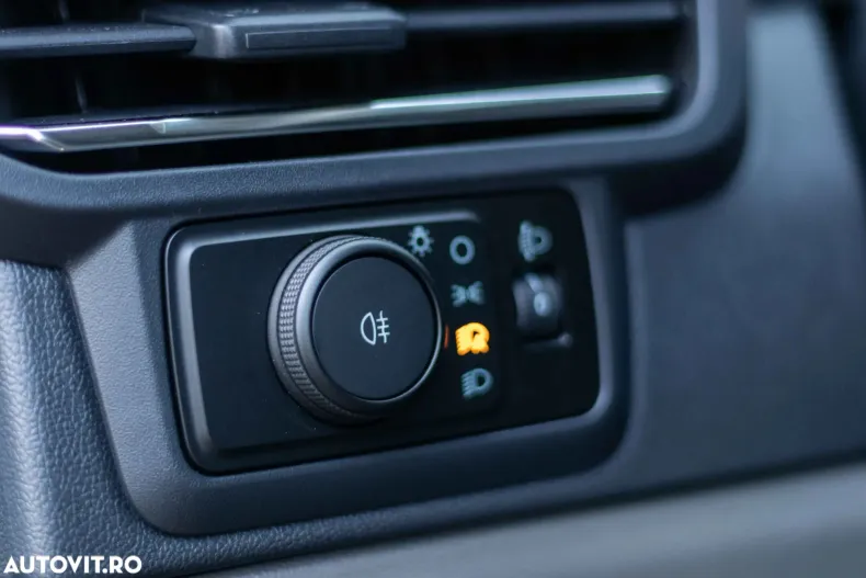 Ford Transit Custom din 2025 cu 11 km - oferta FOR168892 - foto 14