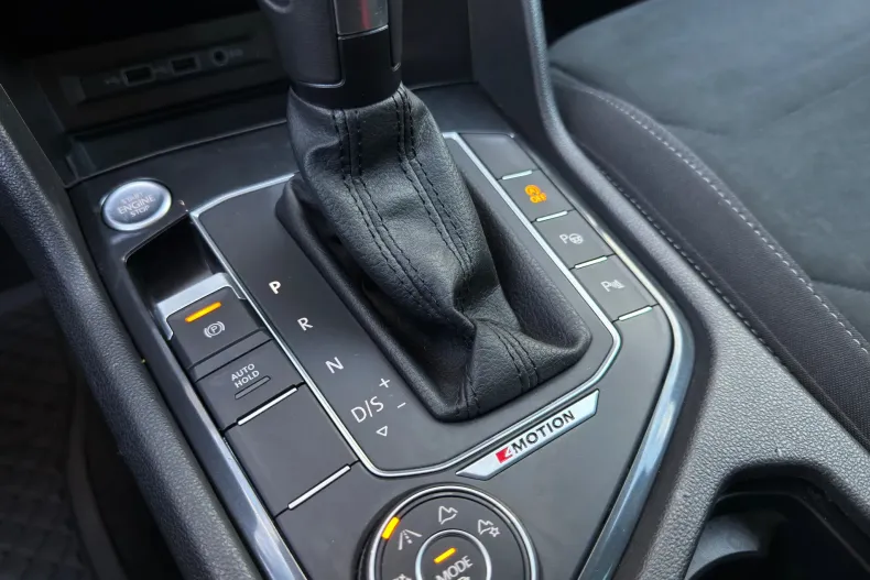 Volkswagen Tiguan din 2020 cu 82.068 km - oferta VOL168898 - foto 24