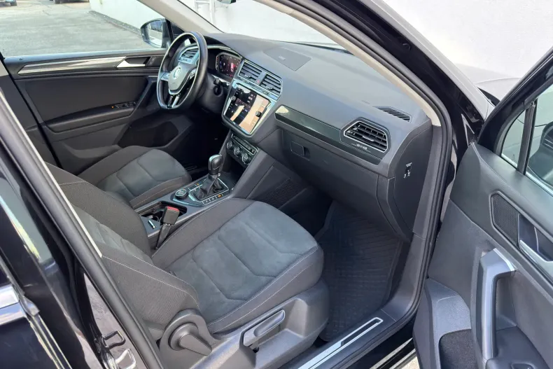 Volkswagen Tiguan din 2020 cu 82.068 km - oferta VOL168898 - foto 27