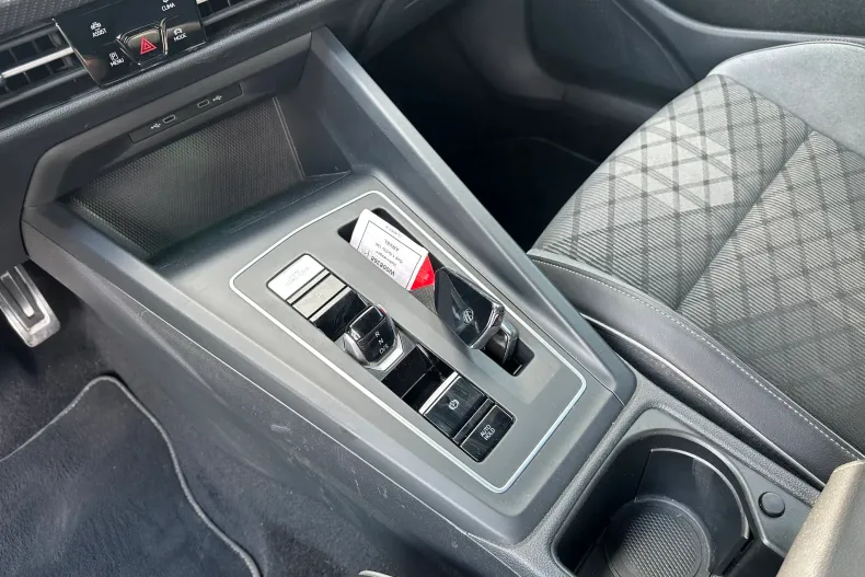 Volkswagen Golf din 2022 cu 123.423 km - oferta VOL168909 - foto 24