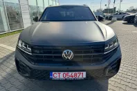 Volkswagen Touareg din 2025 cu 10 km - oferta VOL168914 - foto 4