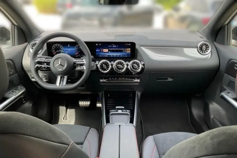 Mercedes-Benz GLA din 2025 cu 9.100 km - oferta MER168917 - foto 14