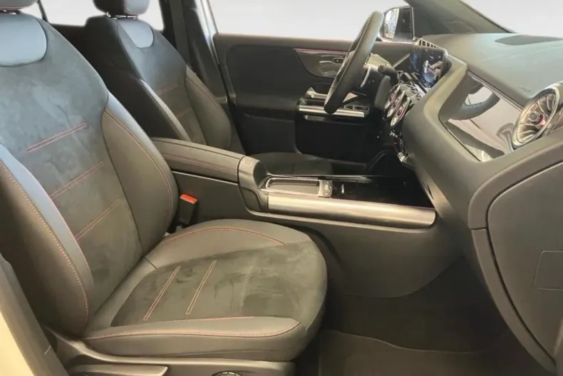 Mercedes-Benz GLA din 2025 cu 9.100 km - oferta MER168917 - foto 15