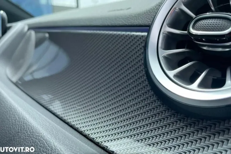 Mercedes-Benz GLA din 2025 cu 9.100 km - oferta MER168917 - foto 21