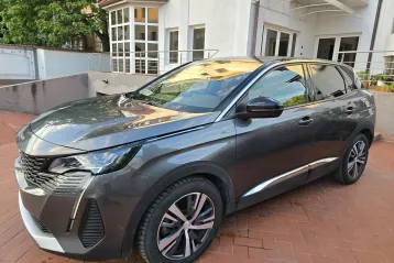 Peugeot 3008 din 2022 - oferta PEU168920