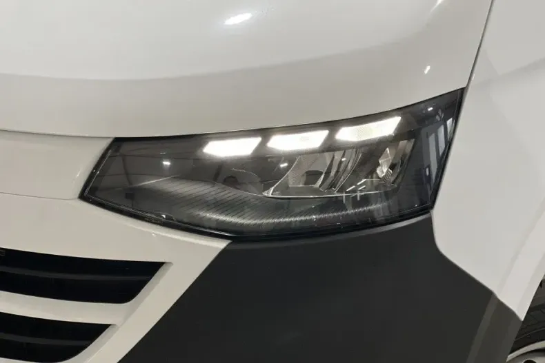 Volkswagen Transporter din 2025 cu 19 km - oferta VOL168923 - foto 20