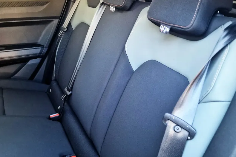 Dacia Duster din 2024 cu 18 km - oferta DAC168931 - foto 15