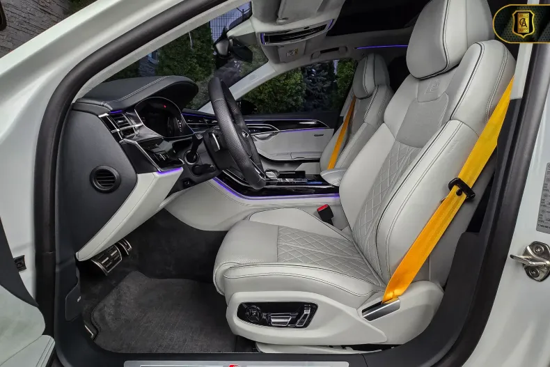 Audi S8 din 2023 cu 109.200 km - oferta AUD168938 - foto 3