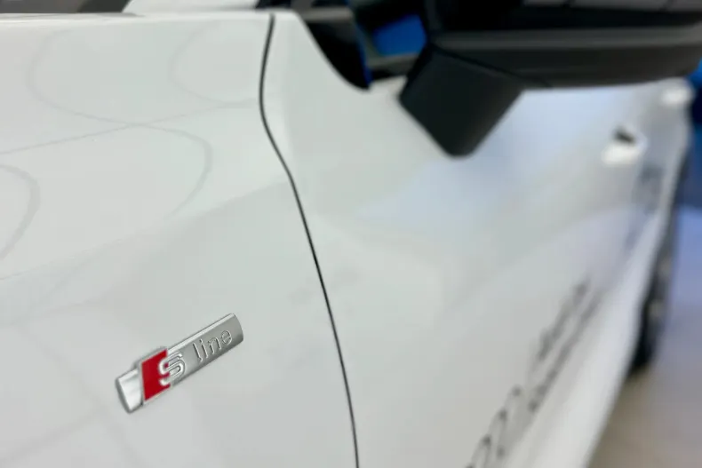 Audi Q3 din 2025 cu 1.500 km - oferta AUD168940 - foto 9