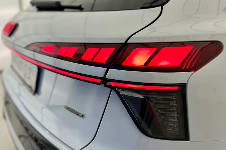 Audi Q3 din 2025 cu 1.500 km - oferta AUD168940 - foto 11