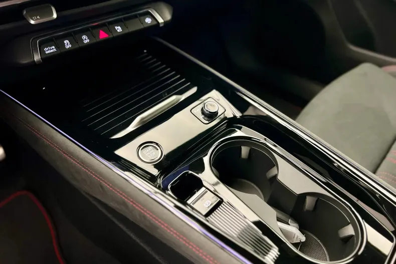 Audi Q3 din 2025 cu 1.500 km - oferta AUD168940 - foto 24