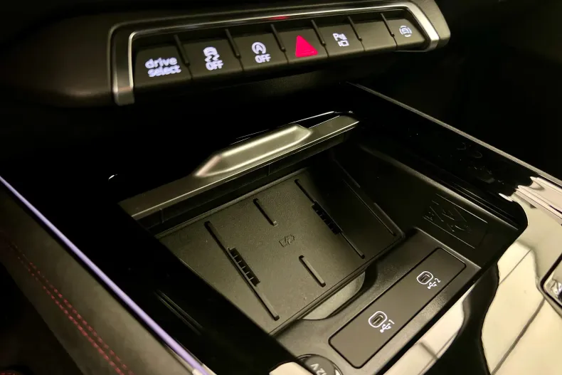 Audi Q3 din 2025 cu 1.500 km - oferta AUD168940 - foto 25