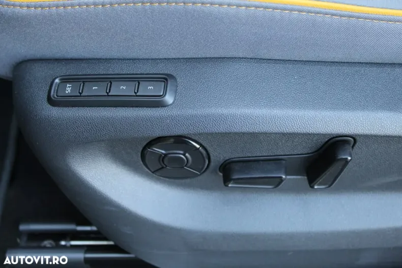 Skoda Kodiaq din 2025 cu 7.300 km - oferta SKO168942 - foto 26