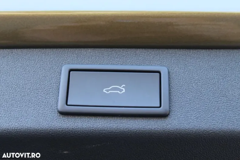Skoda Kodiaq din 2025 cu 7.300 km - oferta SKO168942 - foto 27