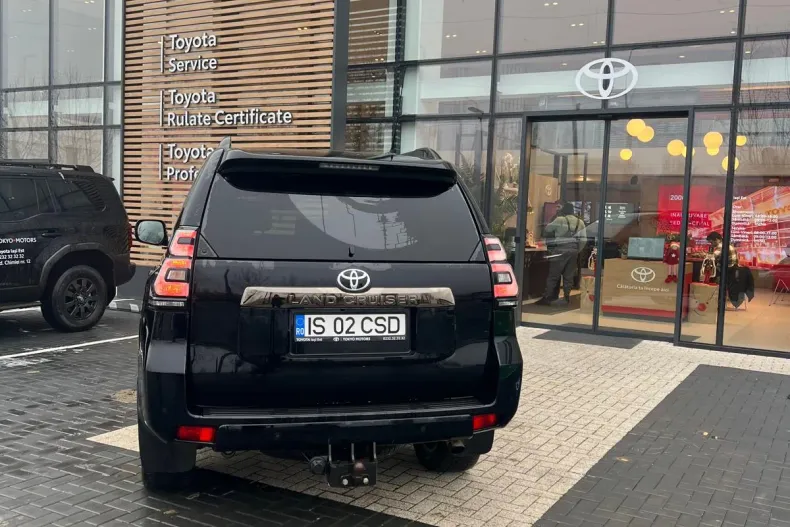 Toyota Land Cruiser din 2022 cu 140.967 km - oferta TOY168943 - foto 4