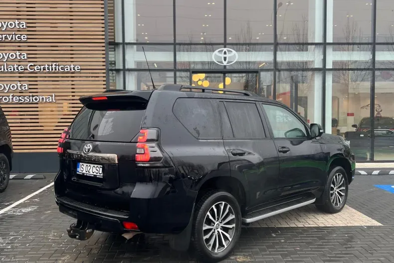 Toyota Land Cruiser din 2022 cu 140.967 km - oferta TOY168943 - foto 6