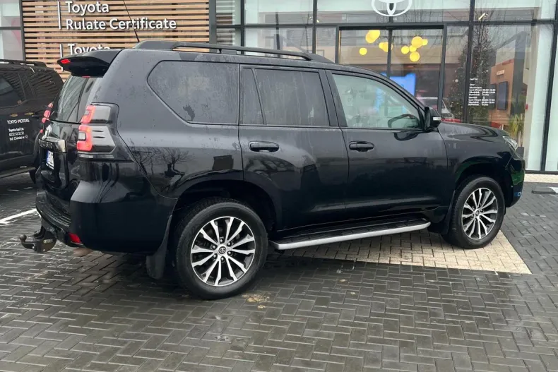 Toyota Land Cruiser din 2022 cu 140.967 km - oferta TOY168943 - foto 8