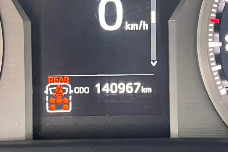 Toyota Land Cruiser din 2022 cu 140.967 km - oferta TOY168943 - foto 17