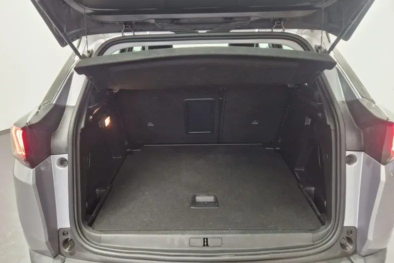 Peugeot 3008 din 2021 cu 51.426 km - oferta PEU168944 - foto 13