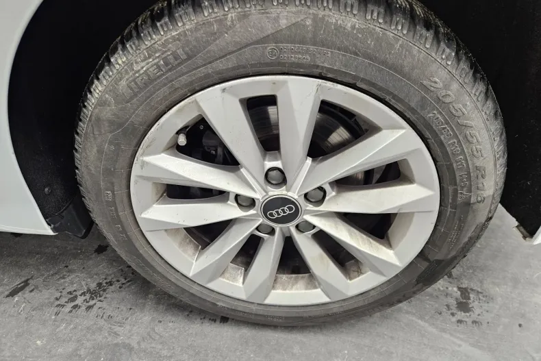 Audi A3 din 2022 cu 37.041 km - oferta AUD168945 - foto 11