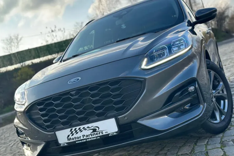 Ford Kuga din 2023 cu 108.000 km - oferta FOR168946 - foto 12