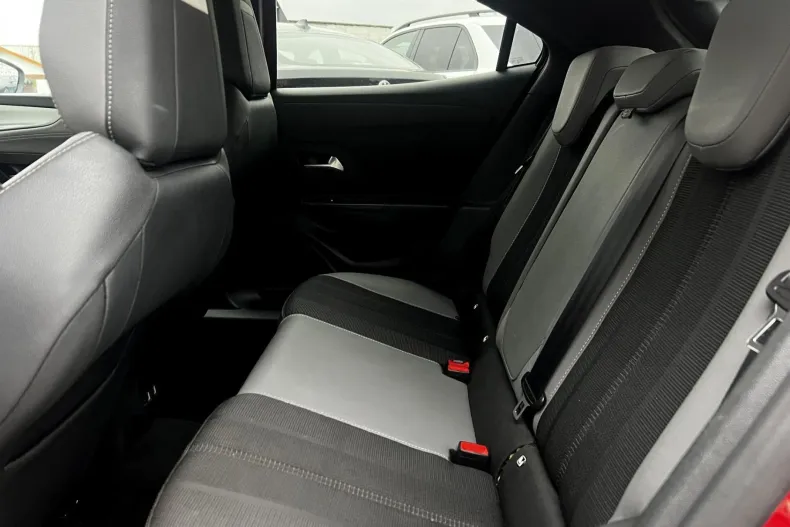 Opel Mokka din 2023 cu 103.261 km - oferta OPE168965 - foto 26