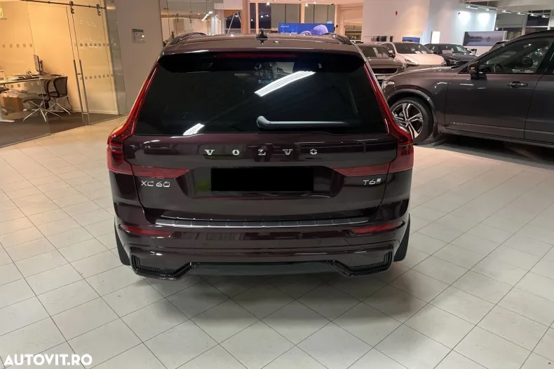 Volvo XC60 din 2025 cu 17.000 km - oferta VOL168967 - foto 4